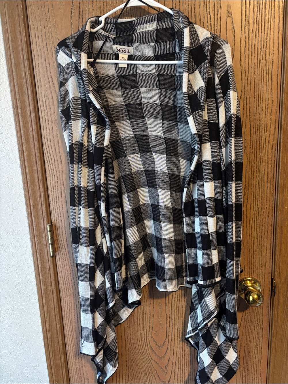 Mudd Black & White Plaid Open-Front Cardigan